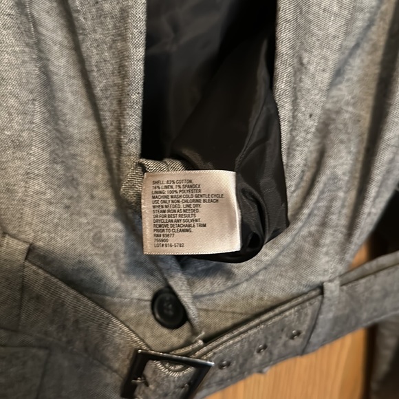 A polish black and white blazer with matching belt and pockets - Picture 8 of 8